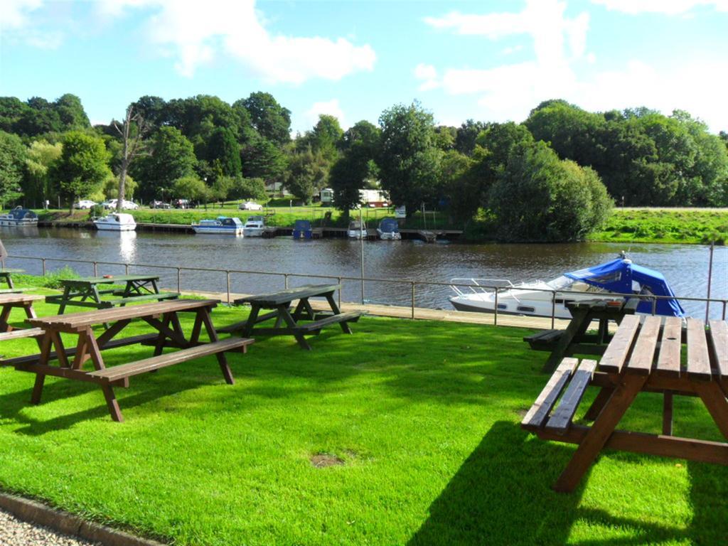 The Lenchford 3* Shrawley
