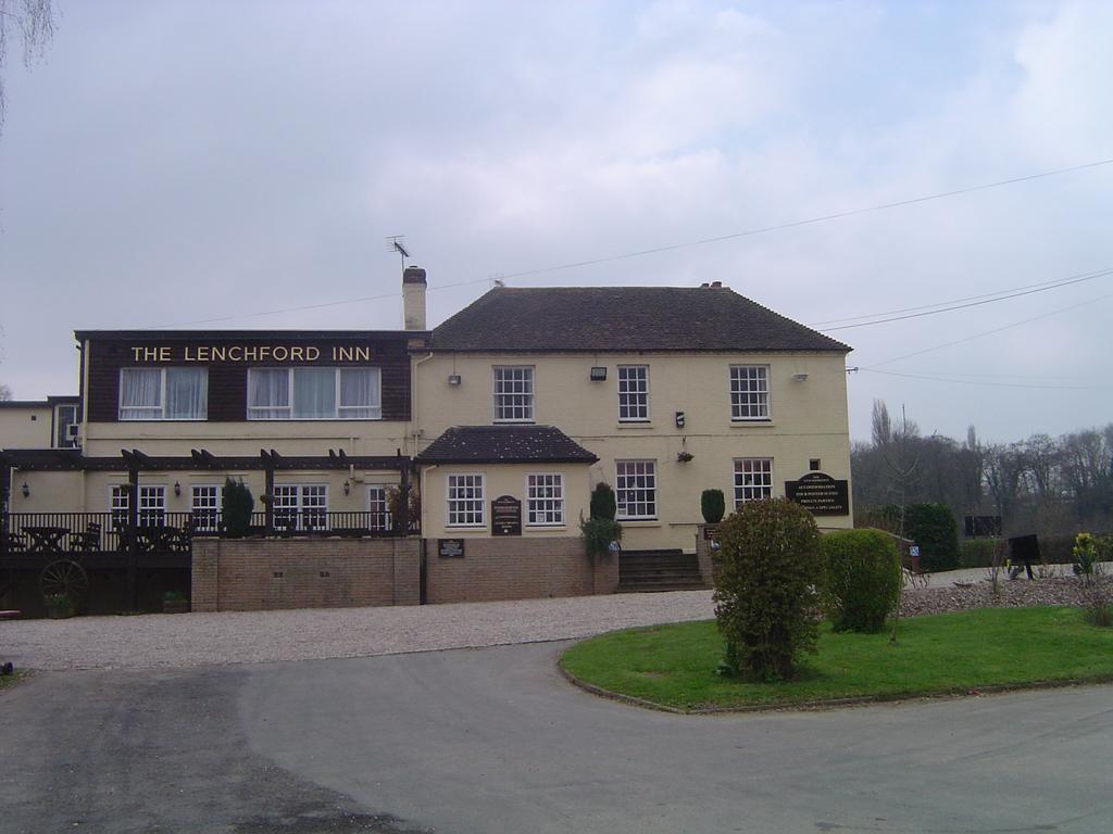 The Lenchford 3* Shrawley