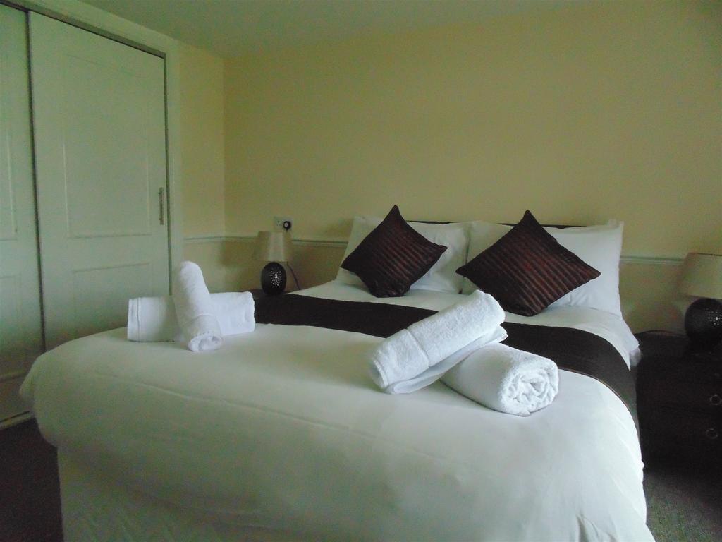 The Lenchford 3* Shrawley